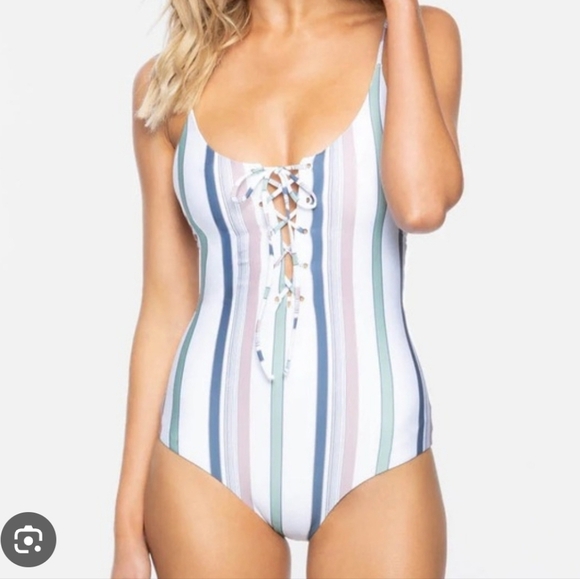 NEW TAVIK/REVOLVE Monahan One Piece in Meadow Green Stripe small, Rever - Picture 1 of 12